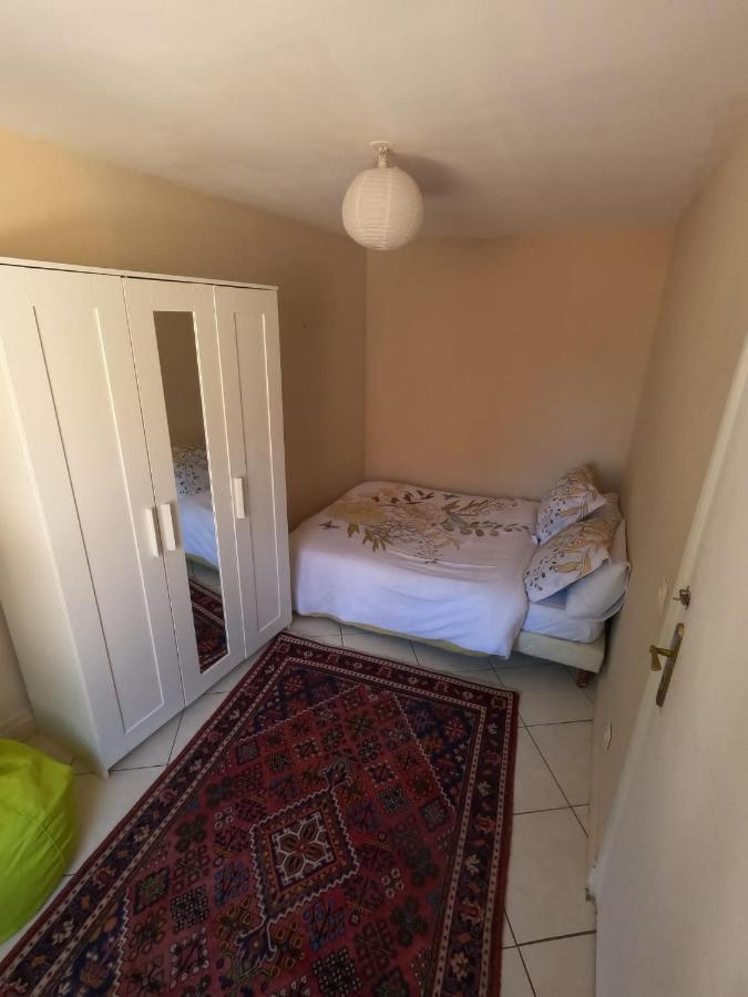 דירות פונטואז Chez Ma Petite Reine 1 מראה חיצוני תמונה