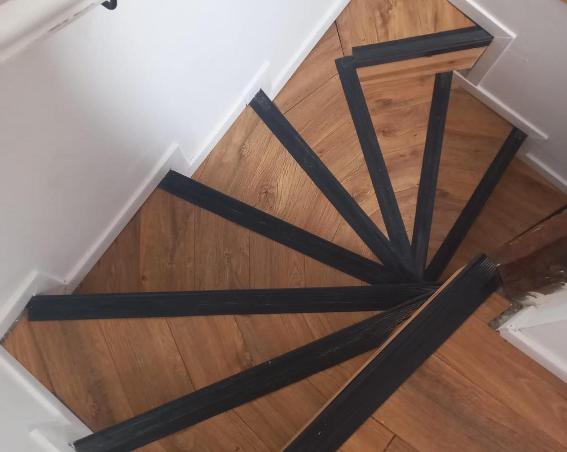 דירות פונטואז Chez Ma Petite Reine 1 מראה חיצוני תמונה